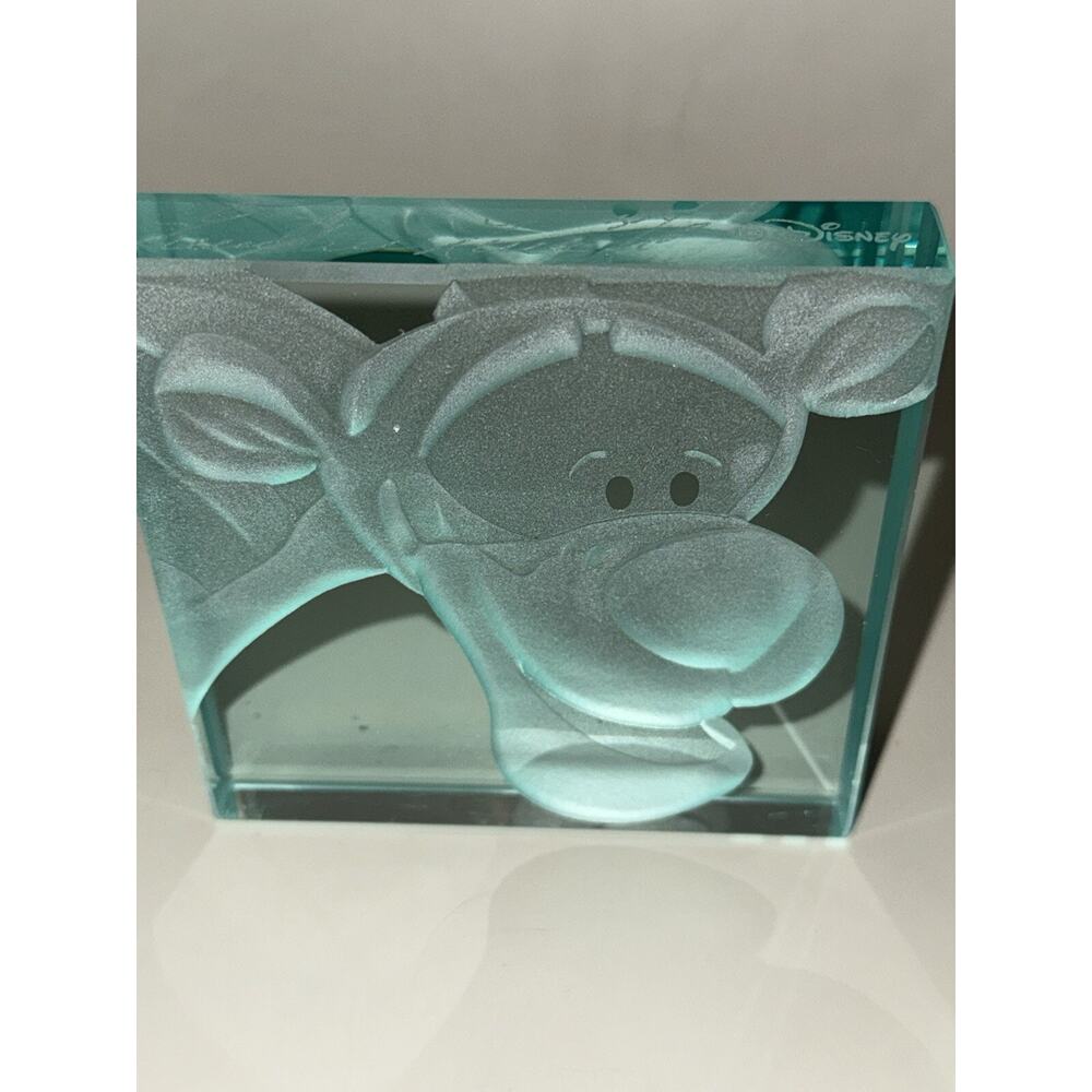 Disney Robert Guenther Signed Tigger Etched Glass 4x4 Paperweight 321/1000 - Picture 2 of 10
